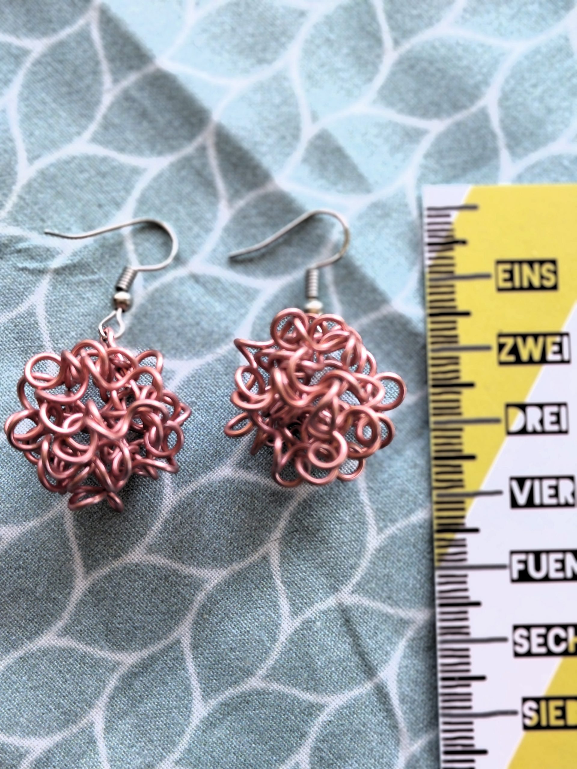 Ohrringe aus Aludraht – Bild 2
