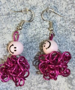 Ohrringe aus Aludraht; Farbe Magenta