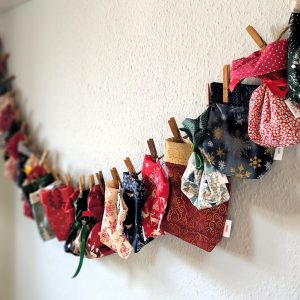 Geschenkbeutel aus Stoff als Adventskalender